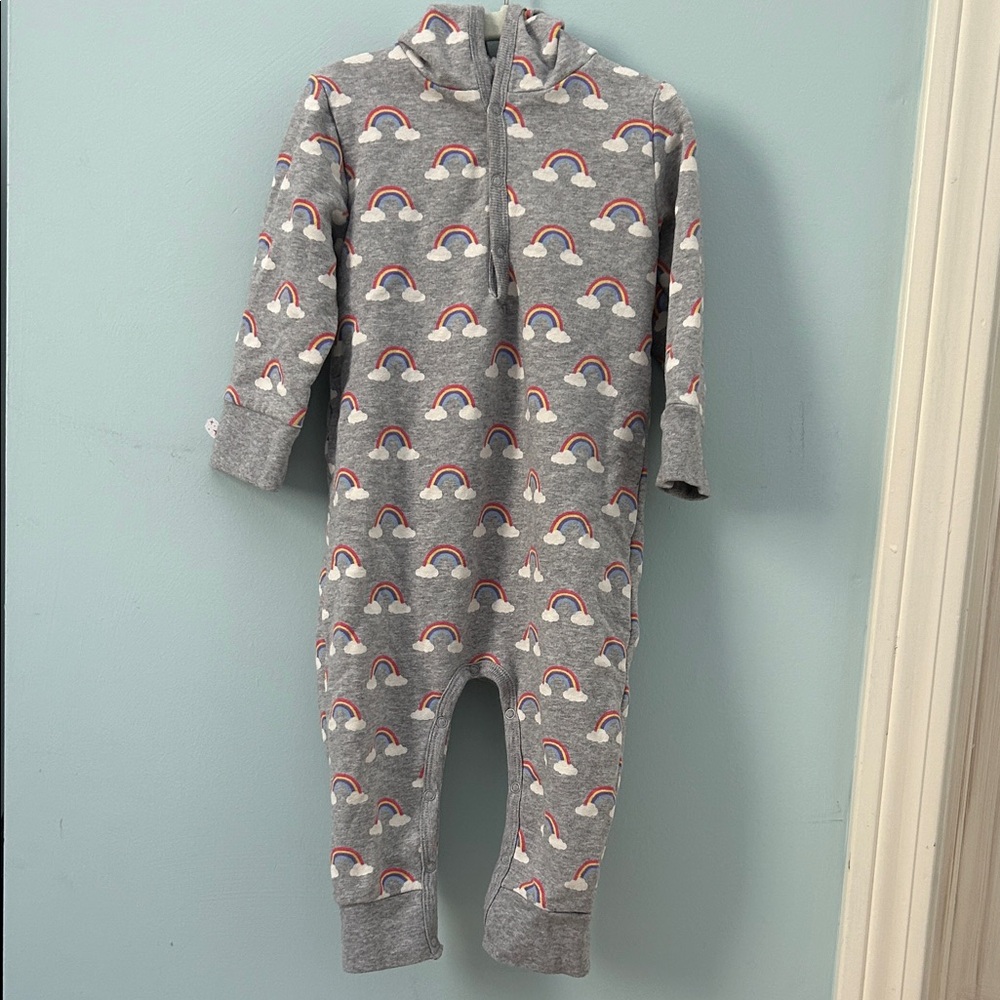 Organic Cotton Gray Hooded Baby Onesie with Rainbow Pattern
